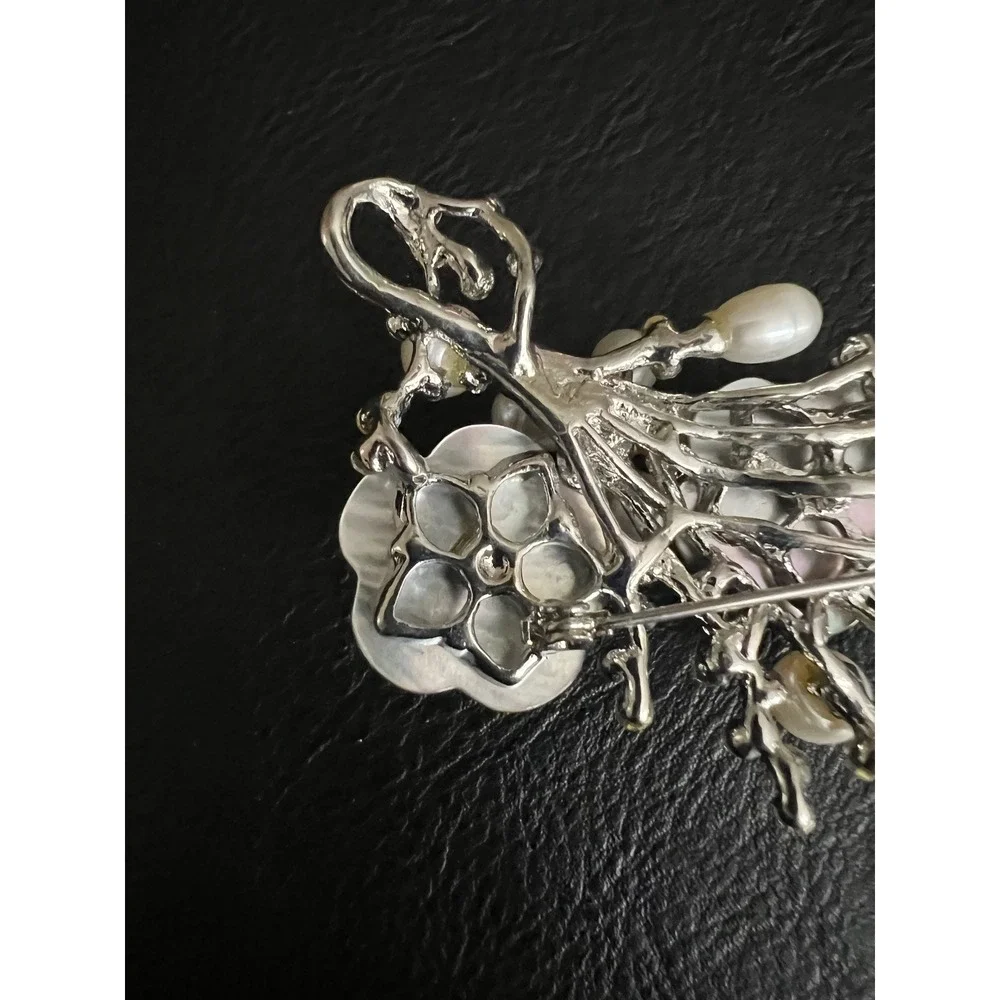 Vintage Floral Mother of Pearl Faux Pearl Rhinestone Brooch Pin 3